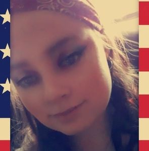 Meet your Posher, Danialle